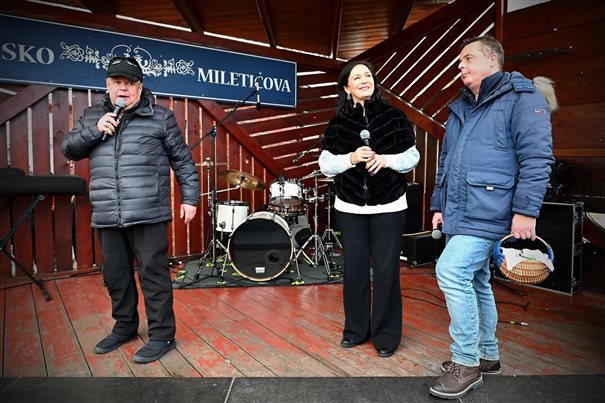 6390eb62-1e84-4d6b-88a3-093b233f6958